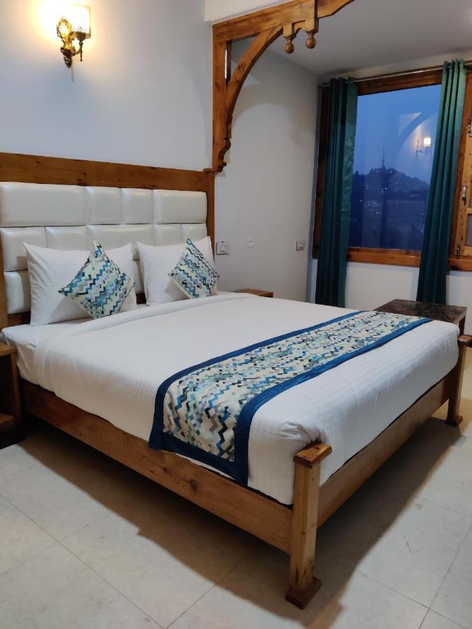 Golden Oak Bed & Breakfast ชิมลา ภายนอก รูปภาพ