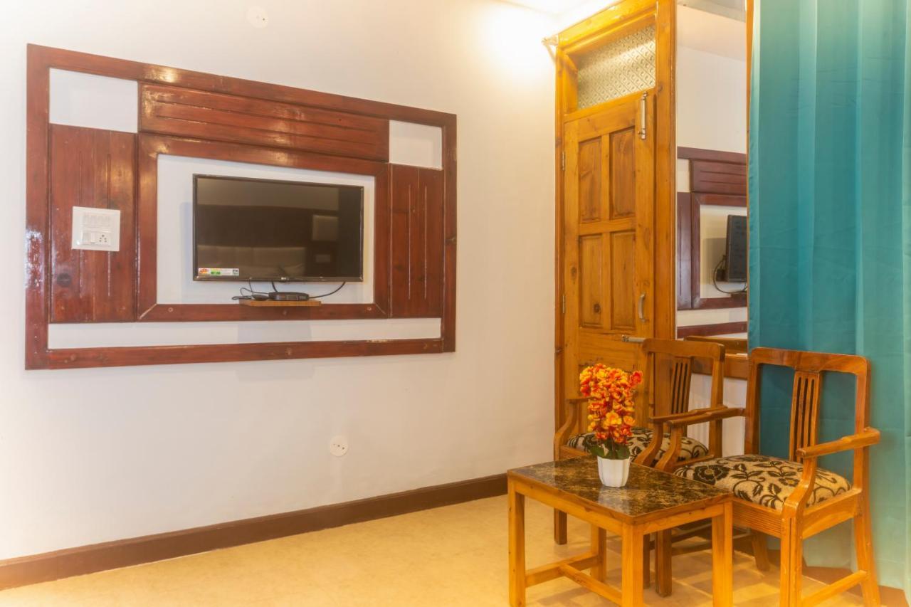 Golden Oak Bed & Breakfast ชิมลา ภายนอก รูปภาพ